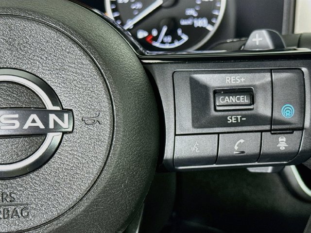 Used 2022 Nissan Rogue SV FWD image 12