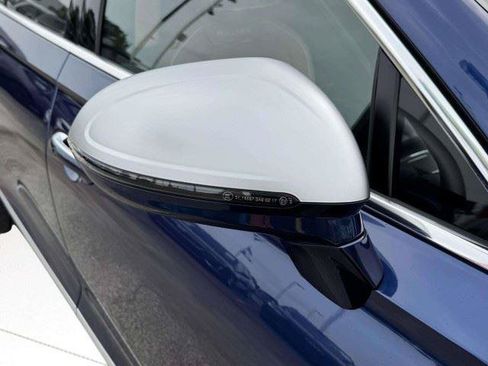 Used 2023 Bentley Flying Spur W12 AWD/4WD image 10