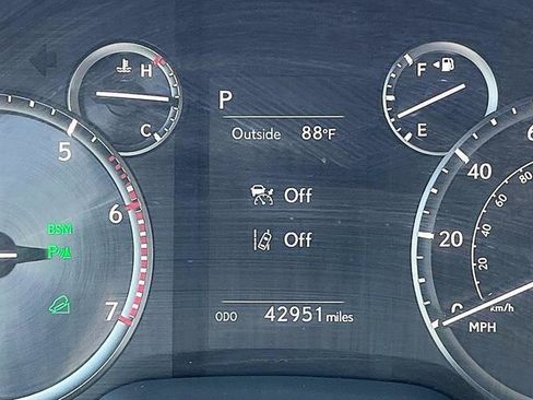 Used 2022 Lexus GX 460 Premium w/ Premium Package AWD/4WD image 29