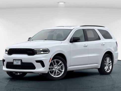 Used 2024 Dodge Durango GT image 1
