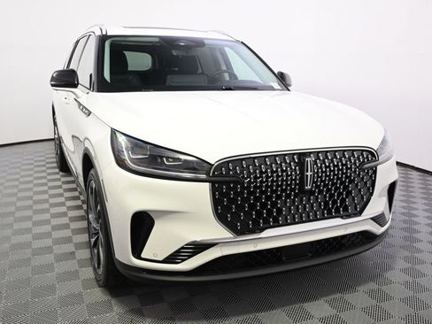 New 2026 Lincoln Aviator Reserve AWD/4WD image 9