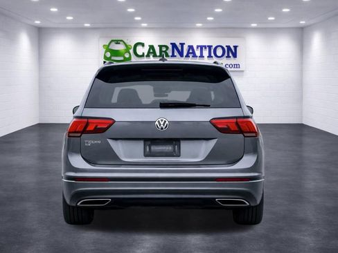 Used 2021 Volkswagen Tiguan SE R-Line image 4