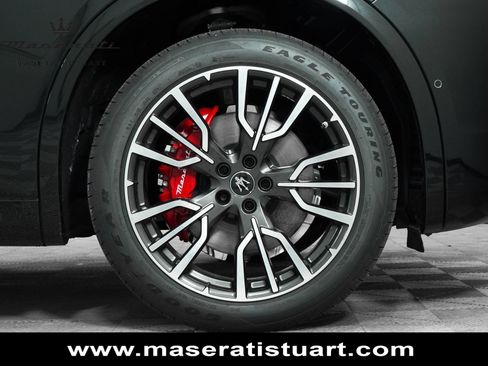 New 2025 Maserati Grecale GT AWD/4WD image 9