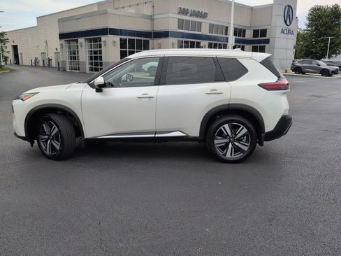 Used 2023 Nissan Rogue SL w/ SL Premium Package AWD/4WD image 2