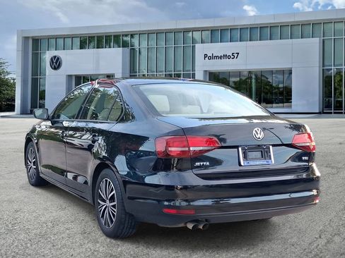 Used 2018 Volkswagen Jetta Wolfsburg Edition FWD image 4