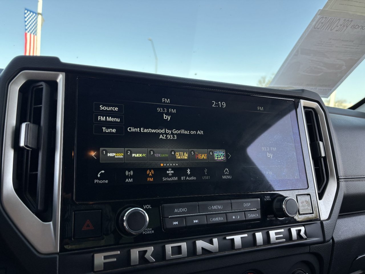 Used 2025 Nissan Frontier SV AWD/4WD image 21