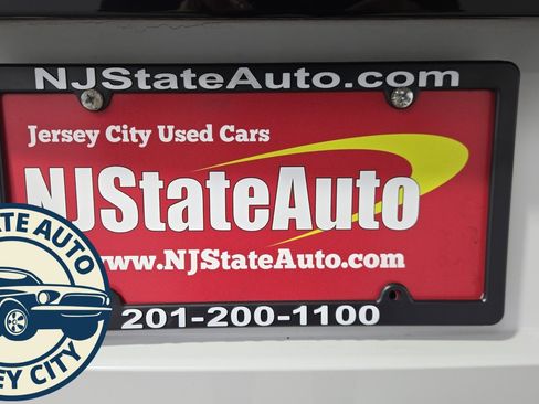 Used 2019 Land Rover Discovery HSE Luxury image 39