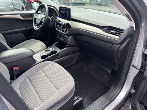 Used 2022 Ford Escape SE w/ Convenience Package image 31