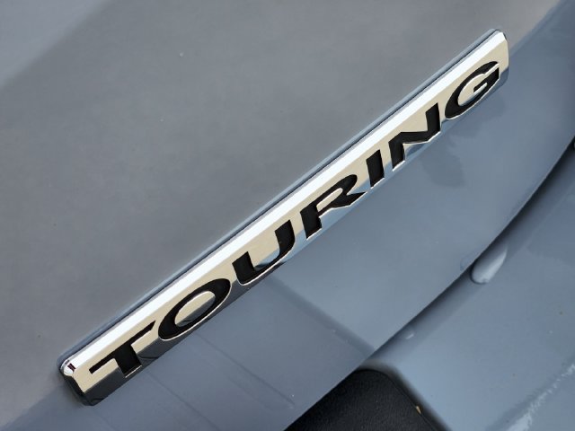 Used 2025 Honda Odyssey Touring image 13