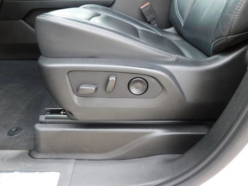 Used 2021 Chevrolet Tahoe Z71 AWD/4WD image 14