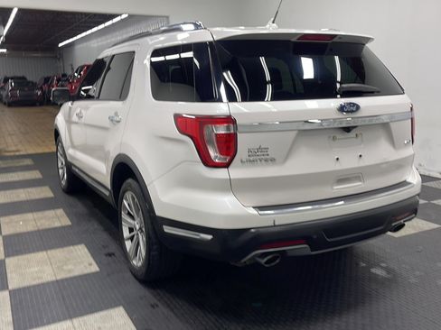 Used 2018 Ford Explorer Limited AWD/4WD image 16