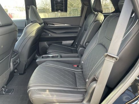 Certified 2025 INFINITI QX60 Autograph w/ Cargo Package image 16