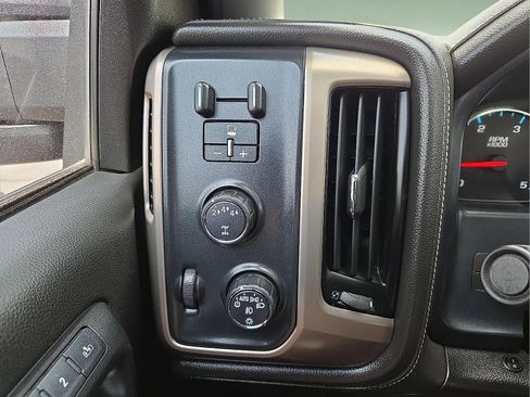 Used 2018 GMC Sierra 3500 Denali w/ Duramax Plus Package AWD/4WD image 20