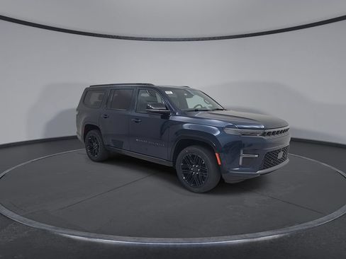 New 2026 Jeep Grand Wagoneer Limited AWD/4WD image 3