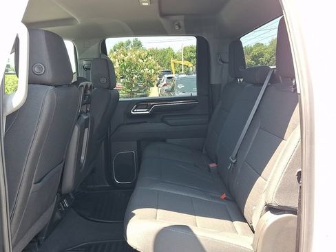 Used 2025 Chevrolet Silverado 2500 LT w/ Convenience Package AWD/4WD image 8