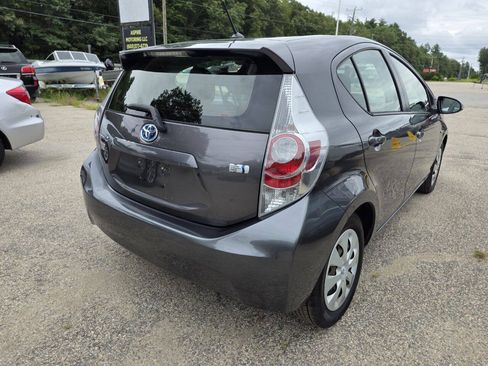 Used 2012 Toyota Prius C One FWD image 10