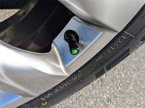 Used 2023 Toyota RAV4 XLE Premium image 13