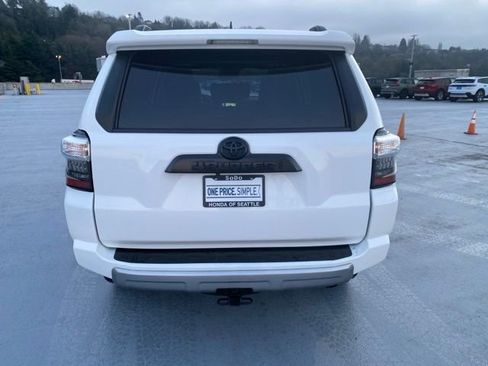 Used 2023 Toyota 4Runner TRD Off-Road Premium image 8