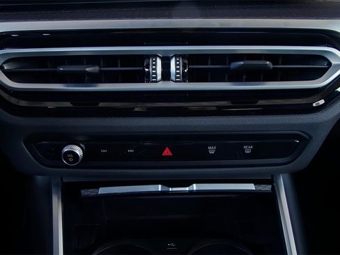 Used 2023 BMW M2 w/ Lighting Package image 27