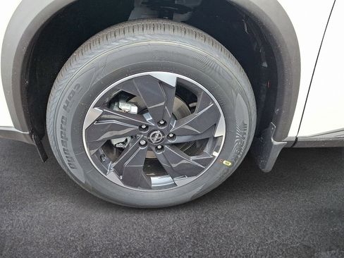 New 2026 Nissan Rogue SV image 4