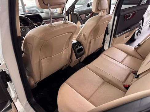 Used 2015 Mercedes-Benz GLK 350 4MATIC image 18