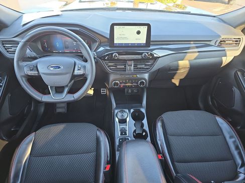 Used 2024 Ford Escape ST-Line image 27