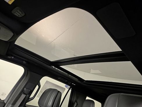 New 2025 Lincoln Navigator Reserve w/ Jet Appearance Package image 14