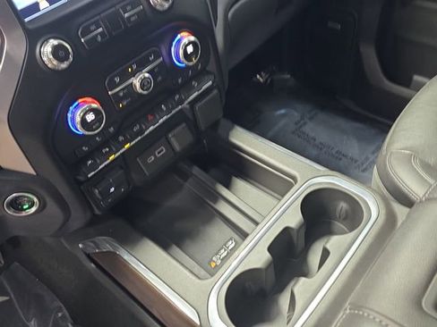 Used 2021 GMC Sierra 1500 SLT w/ SLT Premium Plus Package image 27