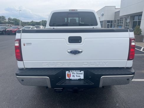 Used 2014 Ford F250 Lariat w/ Lariat Interior Package image 4