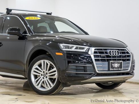 Used 2020 Audi Q5 2.0T Premium Plus w/ Premium Plus Package AWD/4WD image 2