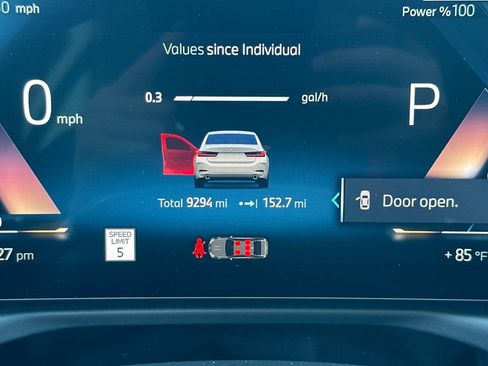 Used 2025 BMW 330i Sedan w/ Premium Package RWD image 34