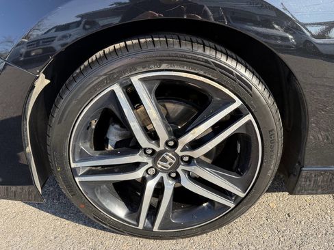 Used 2017 Honda Accord Sport Special Edition image 27