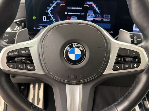 Used 2024 BMW X5 sDrive40i w/ M Sport Package RWD image 11