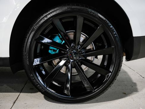 Used 2021 Porsche Macan S w/ Premium Package image 54