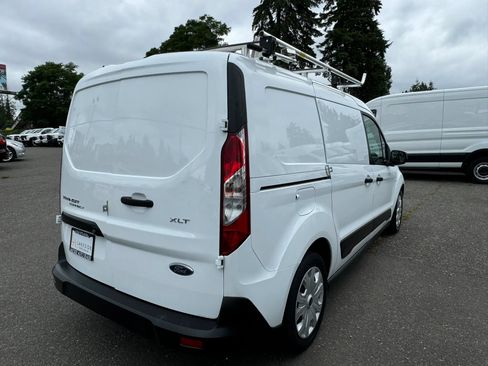 Used 2019 Ford Transit Connect XLT FWD image 5