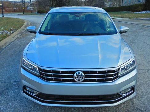 Used 2017 Volkswagen Passat 1.8T SEL Premium image 7