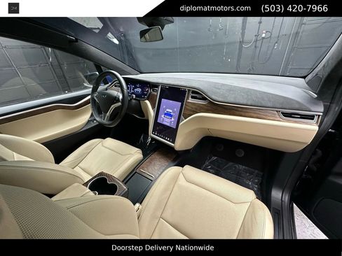 Used 2016 Tesla Model X 90D image 19