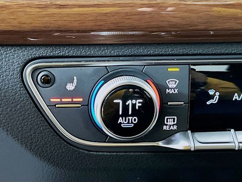 Used 2023 Audi Q5 2.0T Premium Plus w/ Premium Plus Package image 22