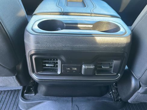 Used 2019 Chevrolet Silverado 1500 RST image 16