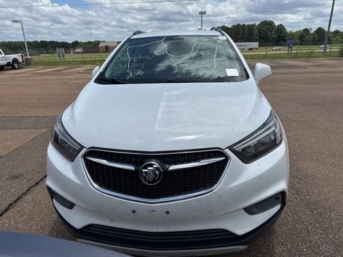 Used 2019 Buick Encore Preferred w/ Safety Package FWD image 3