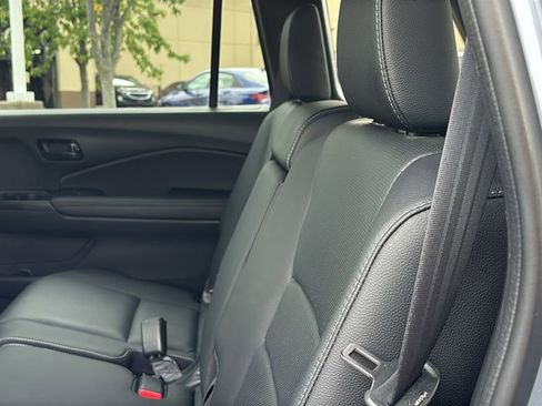 Used 2023 Honda Passport EX-L image 30