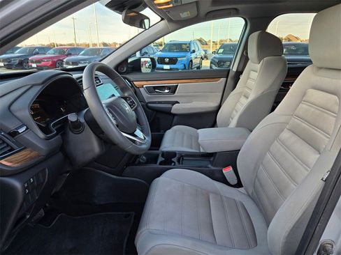 Used 2018 Honda CR-V EX image 9