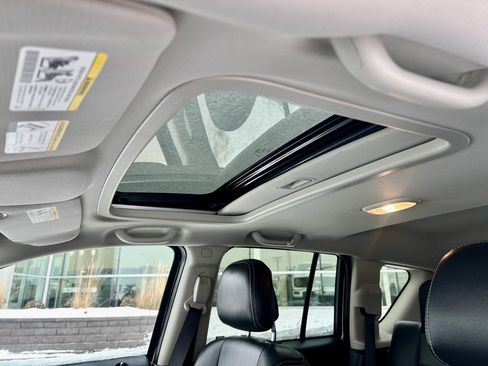 Used 2017 Jeep Compass High Altitude image 28