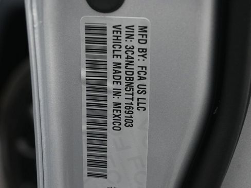 New 2026 Jeep Compass Latitude AWD/4WD image 18
