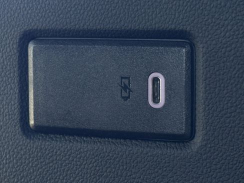 Used 2022 Chevrolet Tahoe High Country w/ Premium Package 2 image 26