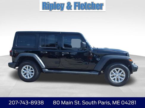 Used 2023 Jeep Wrangler Unlimited Sport AWD/4WD image 4