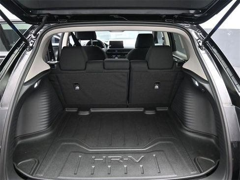 New 2026 Honda HR-V LX image 12