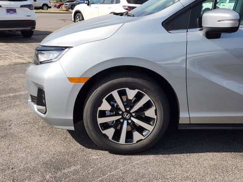 New 2026 Honda Odyssey EX-L image 9