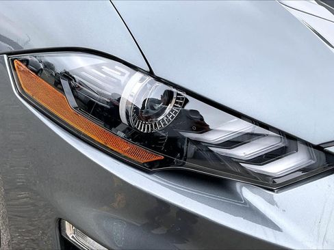 Used 2023 Ford Mustang GT Premium image 28