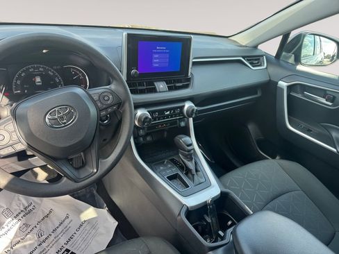 Used 2024 Toyota RAV4 XLE image 10